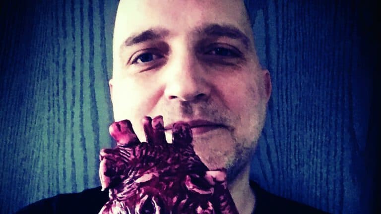 JEST WE MNIE POTRZEBA, BY WZIĄĆ SOLIDNY GRYZ