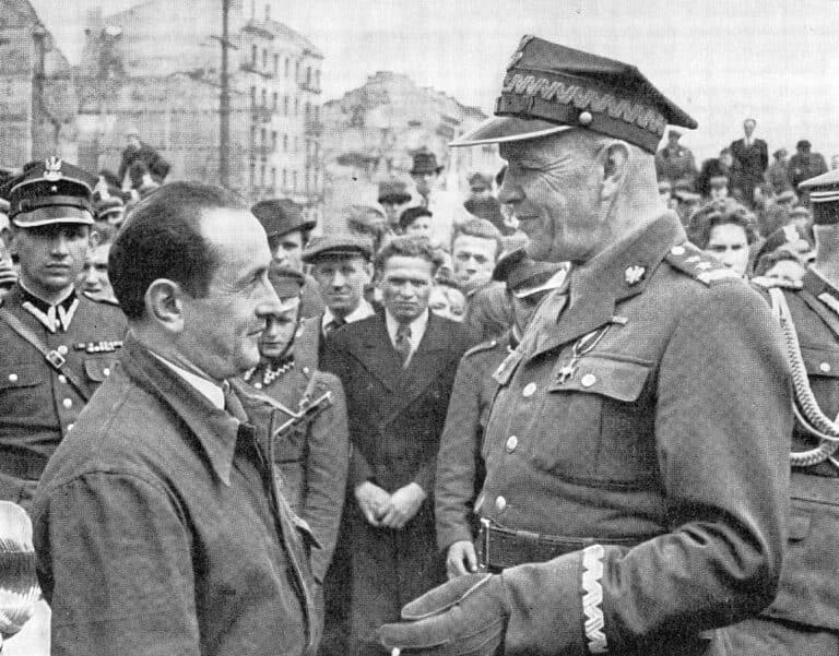 Berlingowcy w Powstaniu Warszawskim – przeczytaj fragment książki!